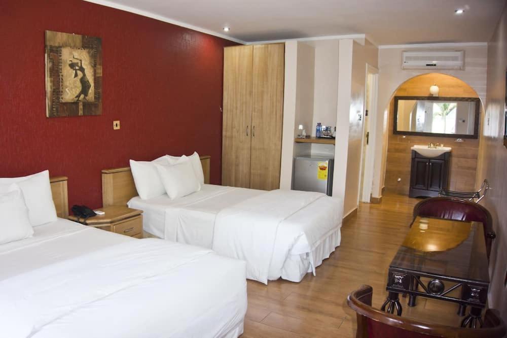 Tropical Enclave Hotel Accra Exteriér fotografie